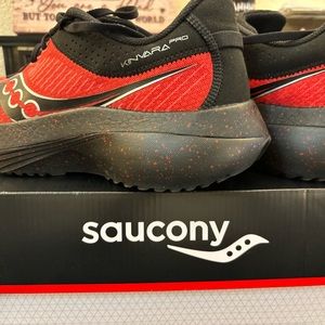 Saucony Kinvara Pro Red/Black running sneakers. New with box.Size 11